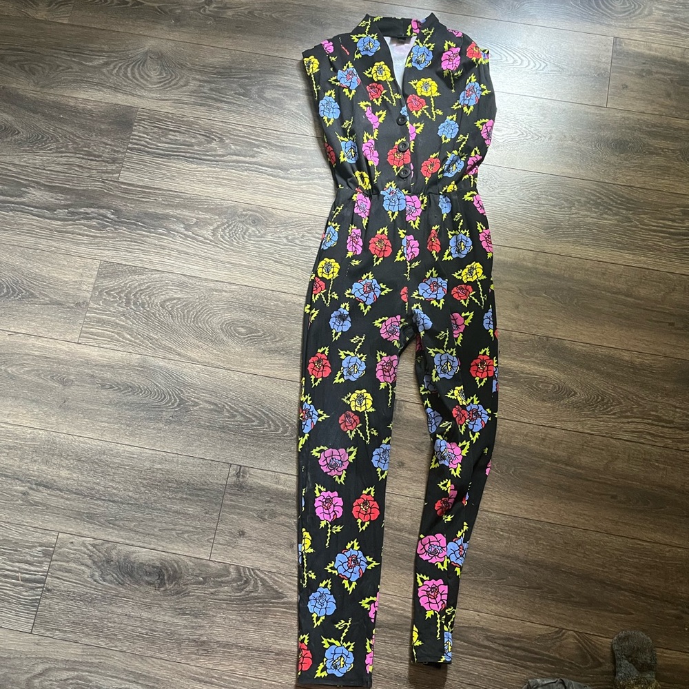 Nooworks magic suit